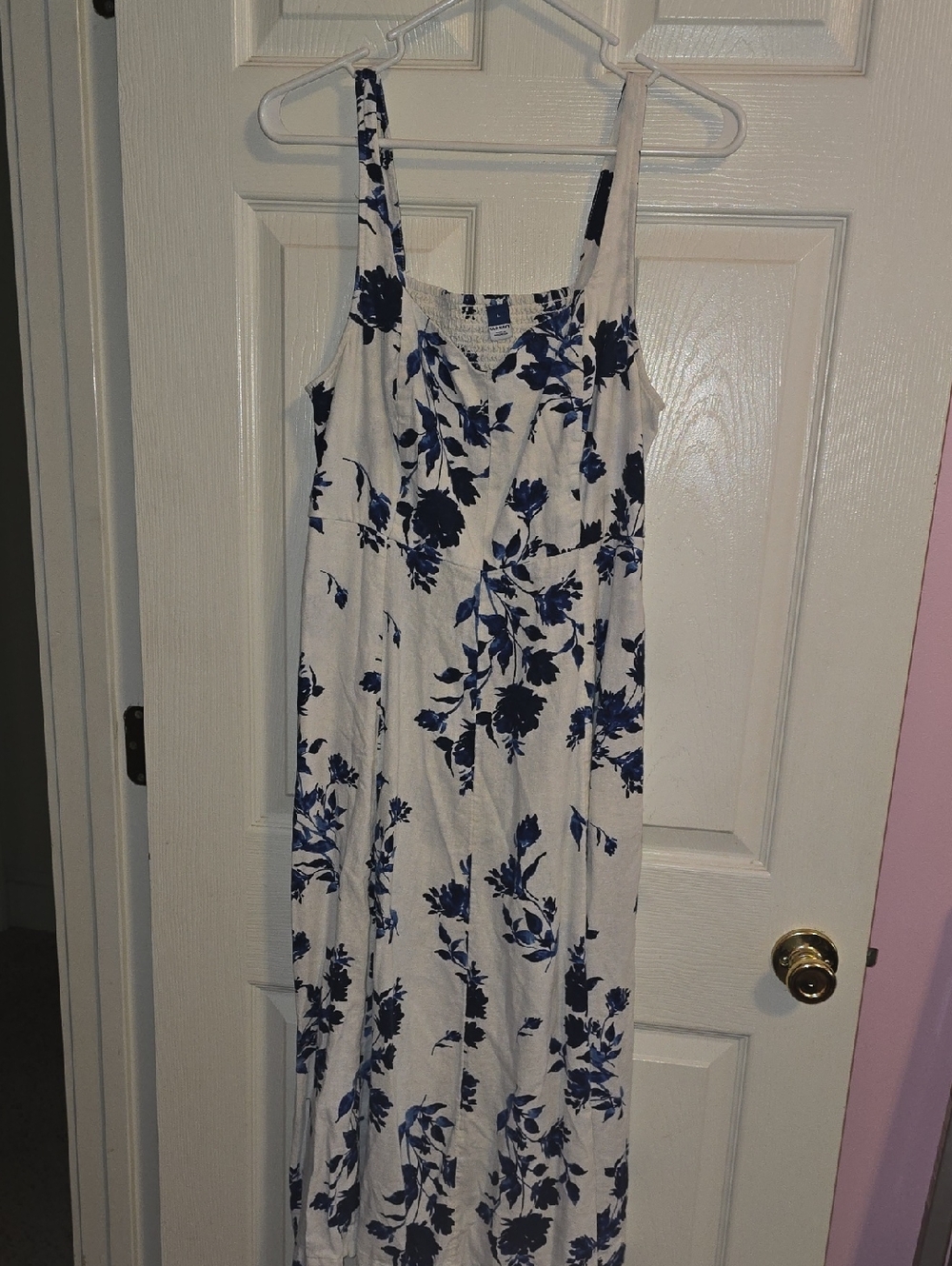 Old Navy‎ White Maxi Dress with Navy Floral Pattern